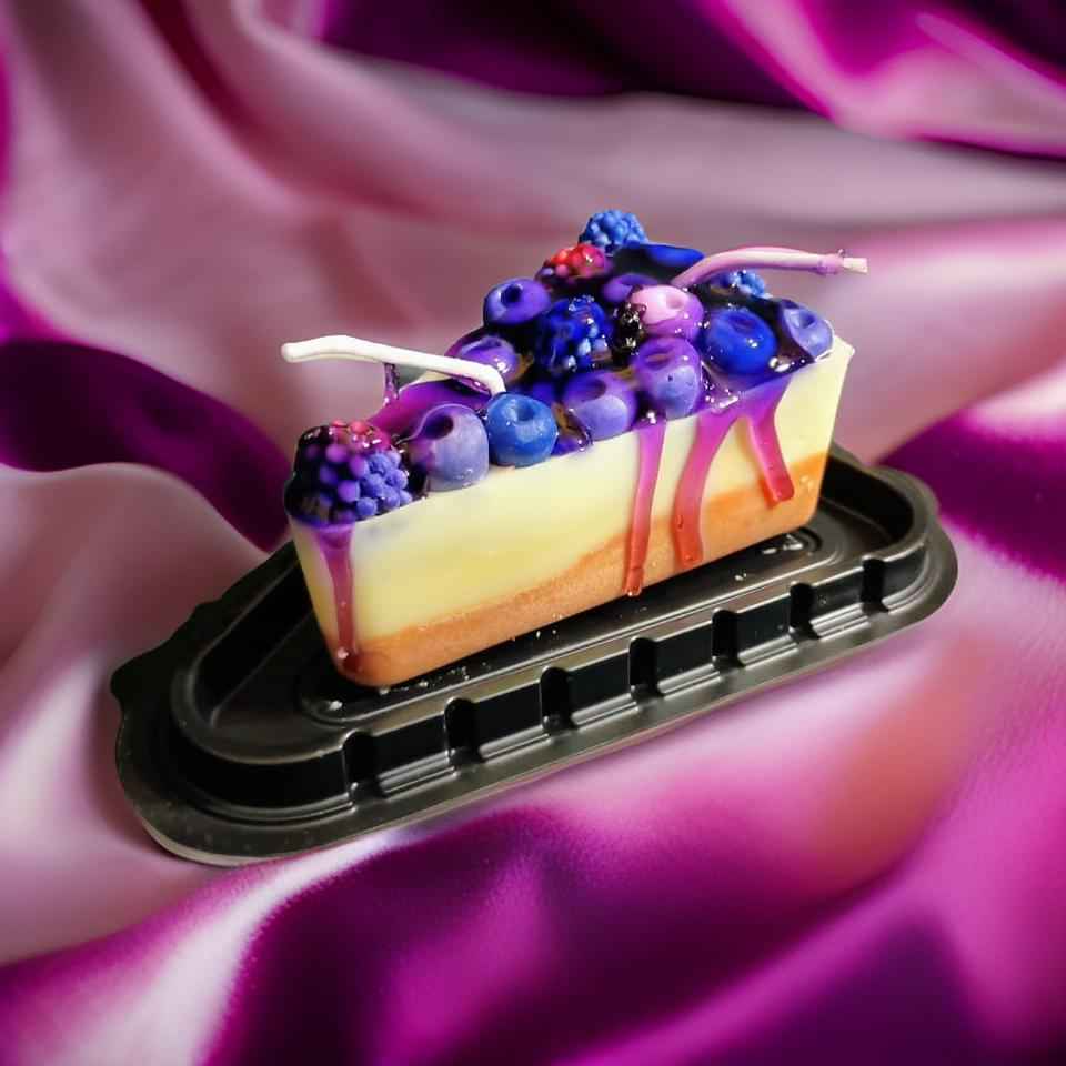 Cheesecake Premium Scented Candle – Indulge in the Sweet, Creamy Bliss of Dessert