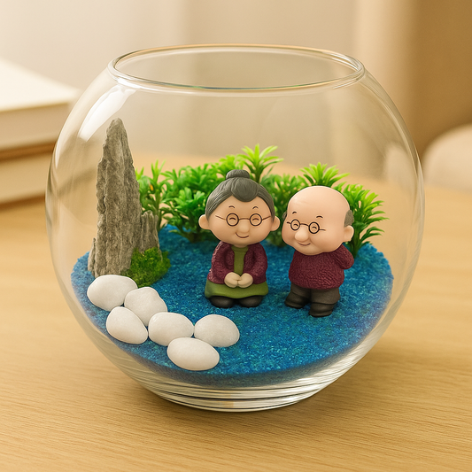 Cute Old Couple Miniature Garden – Table Top Decor - COZY GARDEN