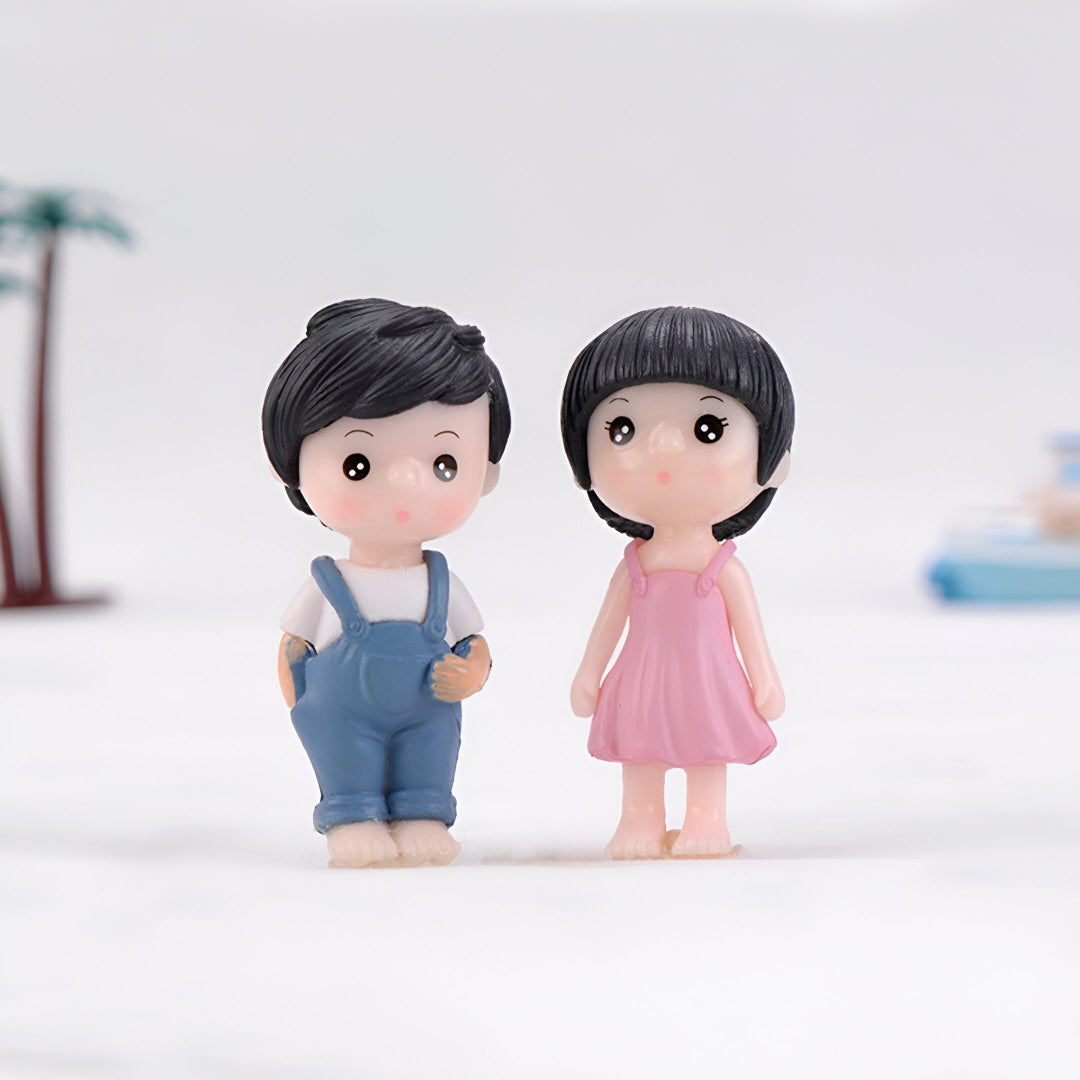 Cute Couple Miniature - A Cute Gift & Desk Decor - COZY GARDEN